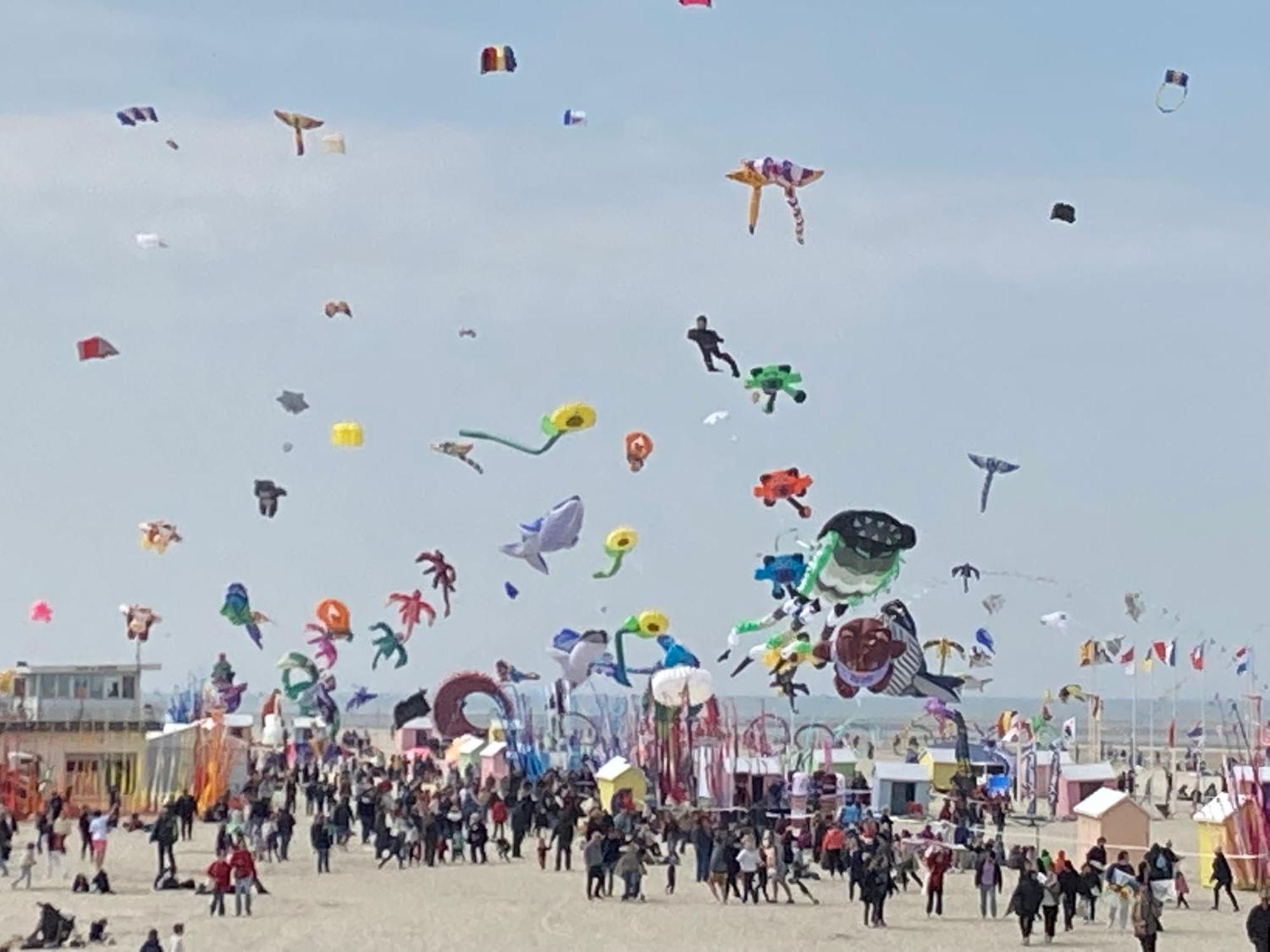 Gite Chti Picard Parking Prive Gratuit Et 100M De La Plage Berck Exterior foto