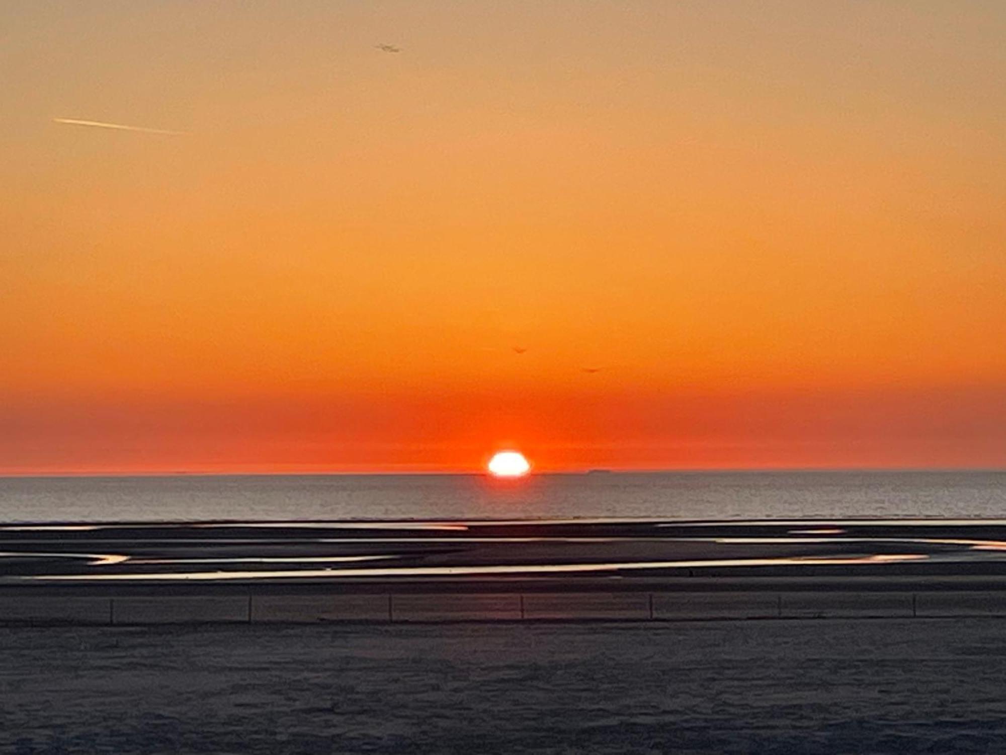 Gite Chti Picard Parking Prive Gratuit Et 100M De La Plage Berck Exterior foto