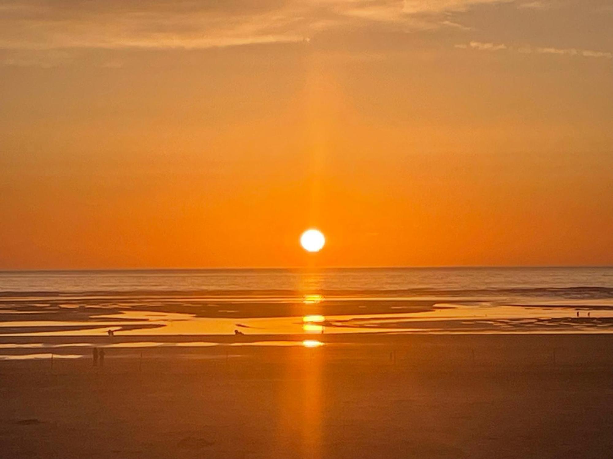 Gite Chti Picard Parking Prive Gratuit Et 100M De La Plage Berck Exterior foto